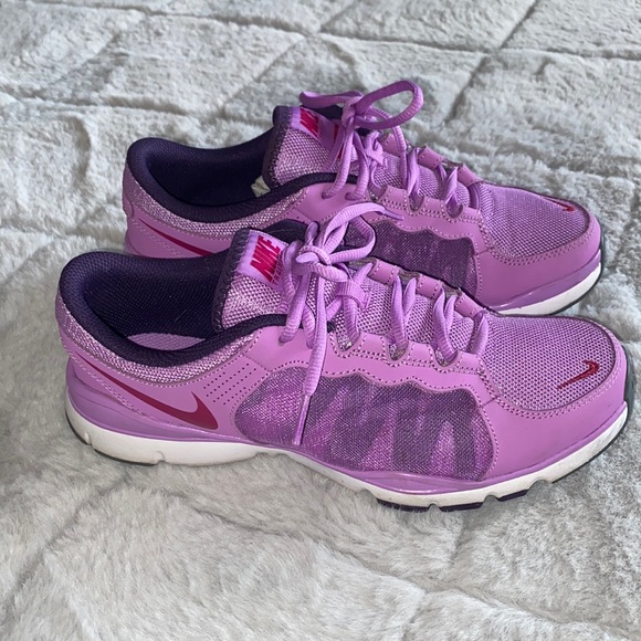 Nike Shoes - Women’s Nike Flex TR2 training shoes